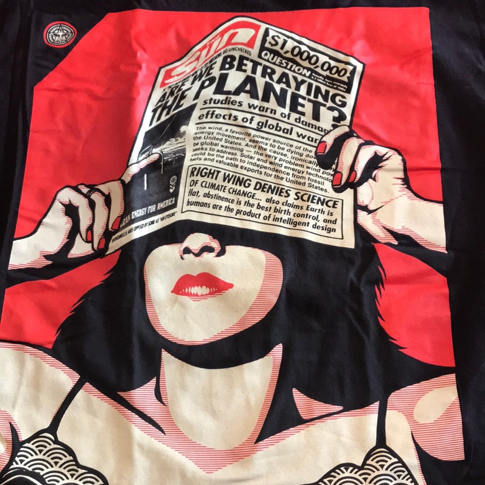 OBEY Global Warning Men’s L Tee